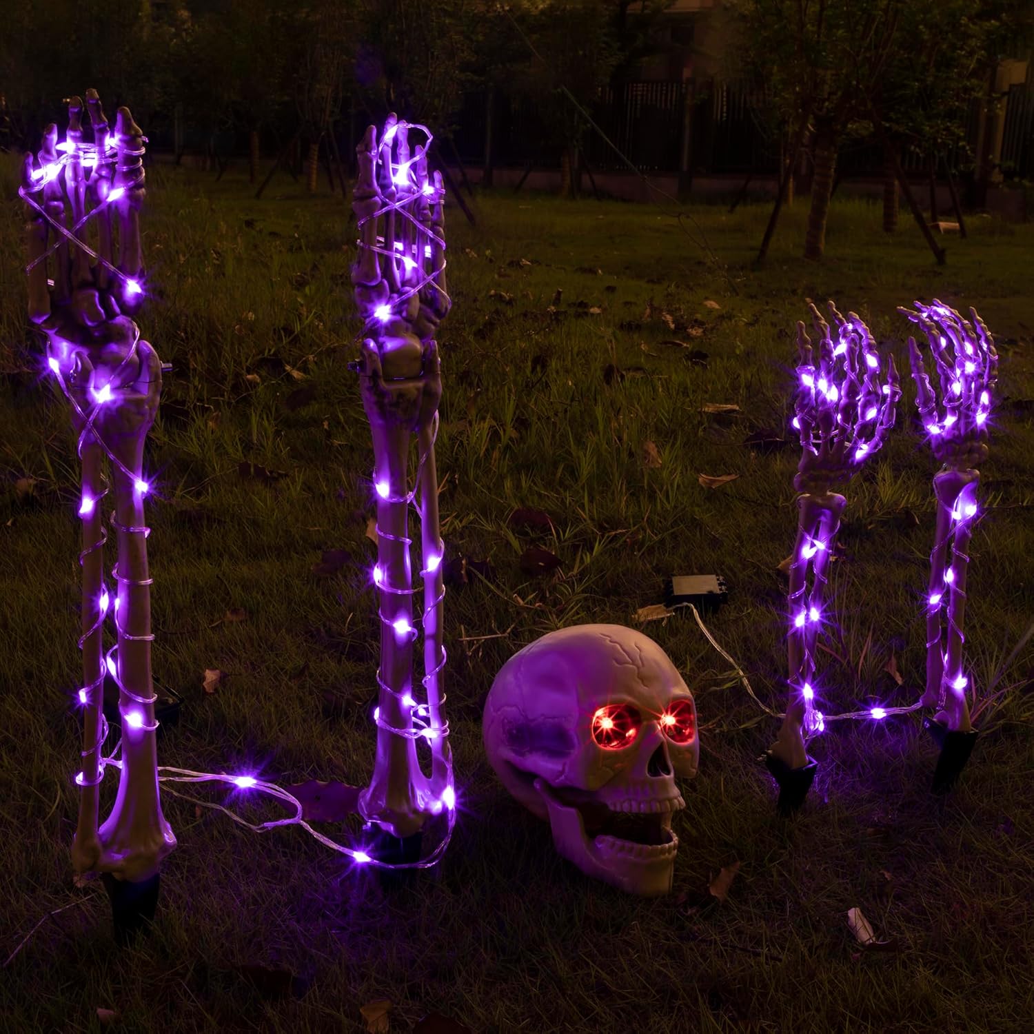 Esqueleto Iluminado Halloween con Luces LED Púrpura y Ojos Rojos