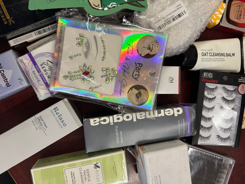 Caja Misteriosa De Maquillaje Y Artículos Para La Cara