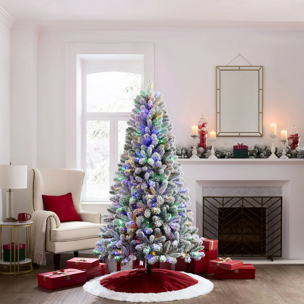 Árbol de Navidad Frisco Preiluminado: 1.98m con 250 Luces LED y 821 Ramas